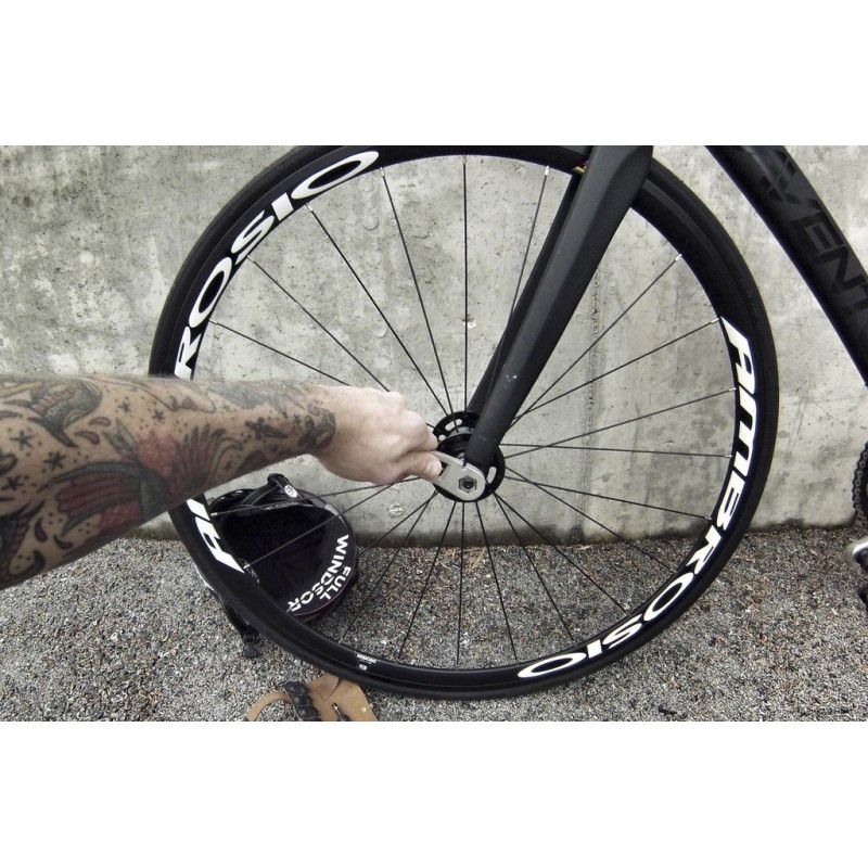 Ledersatteltasche und Fahrradwerkzeugset The Nutter