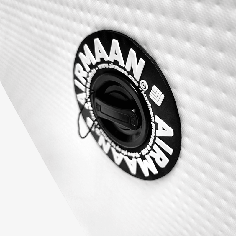 Z lounger inflatable lounge chair from Airmaan