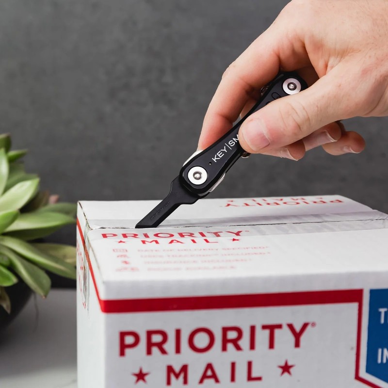 SafeBlade Finger-Friendly Keychain Box Cutter