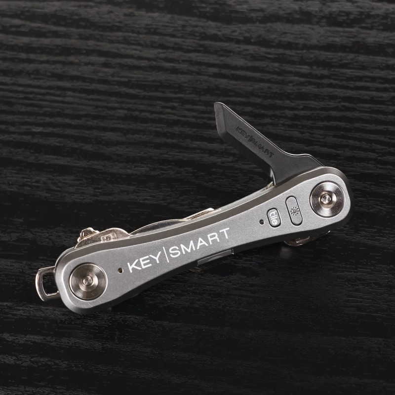 SafeBlade Finger-Friendly Keychain Box Cutter